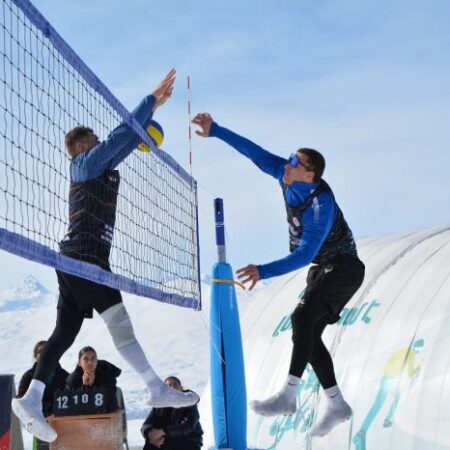 Teams from Gyumri and Van Crowned Armenian National Snow Volleyball Champions