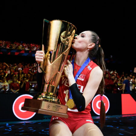 Monumental Tribute to Eda Erdem: An Icon Celebrated