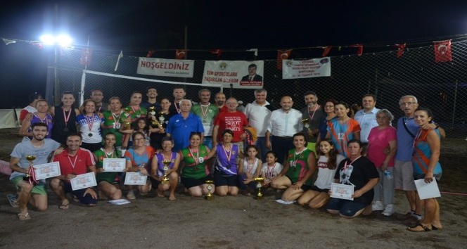 Preview Köyceğiz Göl Spor Kulübü and TVF Spor Lisesi Claim Top Honours at Turkish Beach Volleyball Club Championships