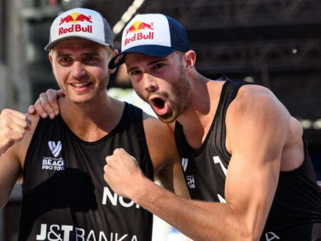 Голландский дуэт Бурманс и де Гроот завоевал бронзу на турнире Rio Elite Beach Pro Tour