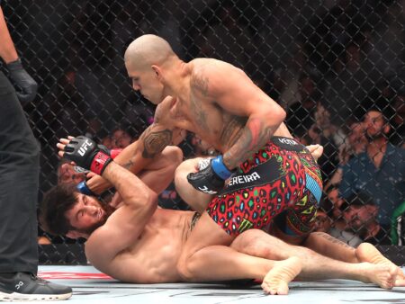 Alex Pereira Knocks Out Magomed Ankalaev in UFC 320 Rematch