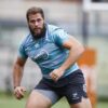 Thomas du Toit Rejects European Bids, Returns to Sharks for Family Reasons