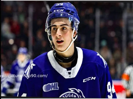 Звезда хоккея Университета штата Мичиган Портер Мартоне, по сообщениям, дебютирует в НХЛ во вторник