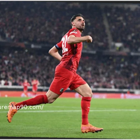 Freiburg Europa League Euphoria | Julian Schuster emotional, Vincenzo Grifo thanks fans, Matthias Ginter hopeful of German national team return