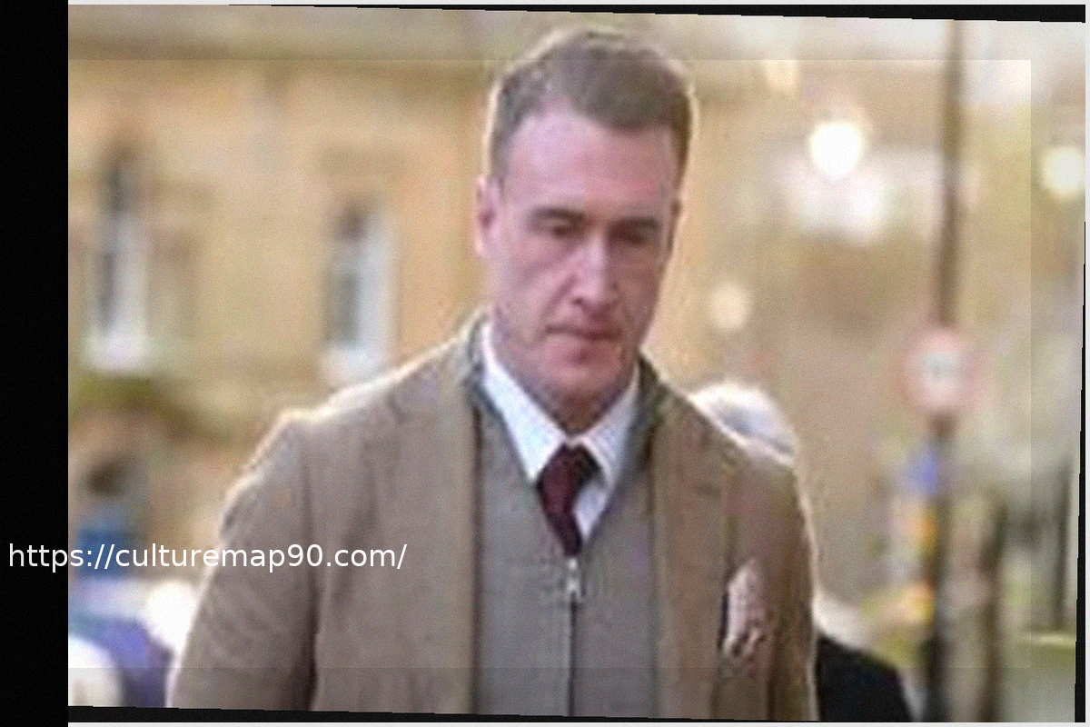 Preview Former Scotland Rugby Captain Stuart Hogg Stripped of MBE