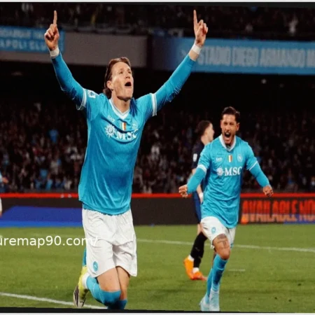 Conte Welcomes McTominay Back: Return Timeline and Contract Renewal Insights Before Napoli-Roma