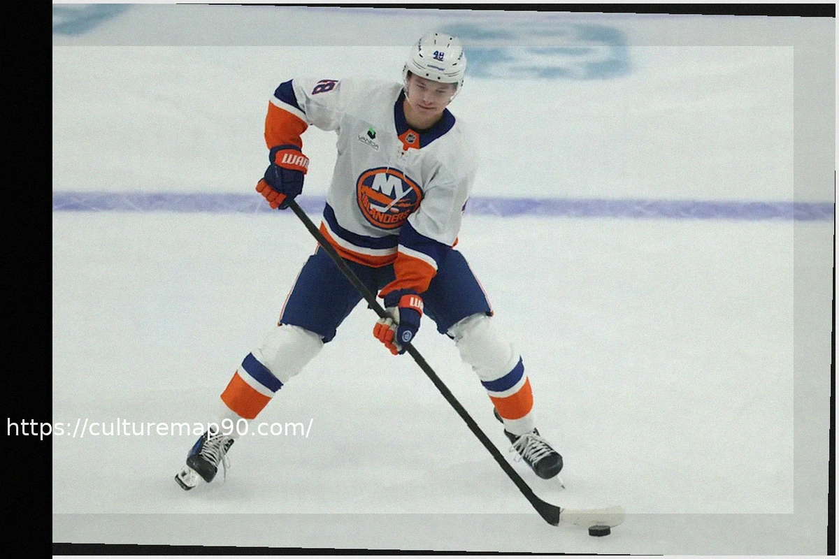 Preview Дебютант-защитник Мэттью Шефер готовится войти в историю НХЛ