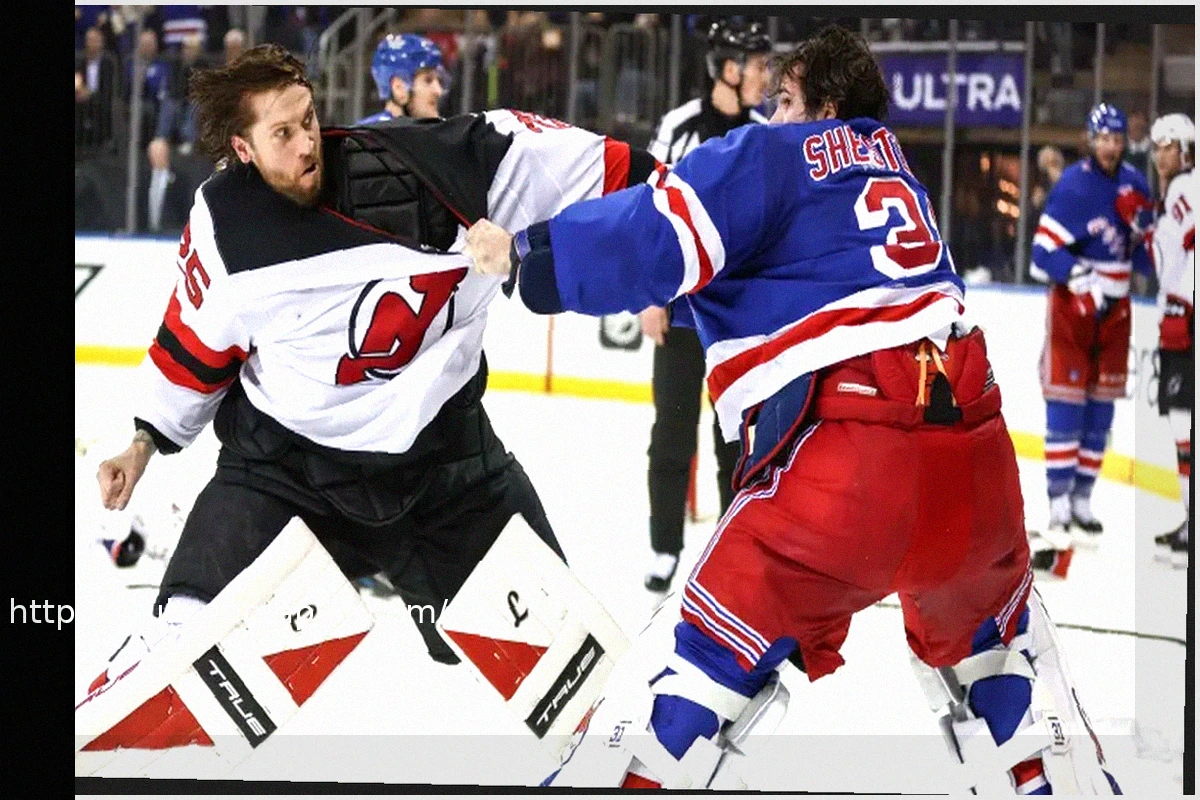 Preview Igor Shesterkin’s Unexpected Bout: Rangers Goalie Impresses with Fighting Skills, Boxing Coaches Applaud
