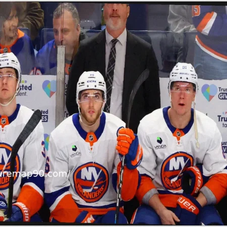 Islanders Make Coaching Change: Patrick Roy Out, Peter DeBoer In Amid Playoff Scramble