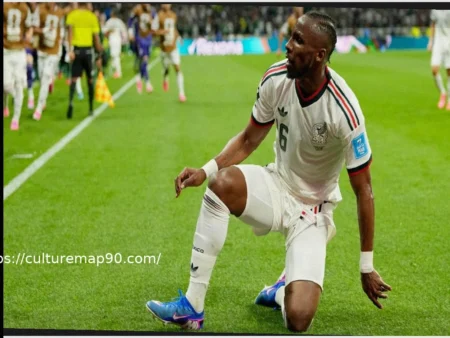Quiñones: Mexico’s Artist on the Field